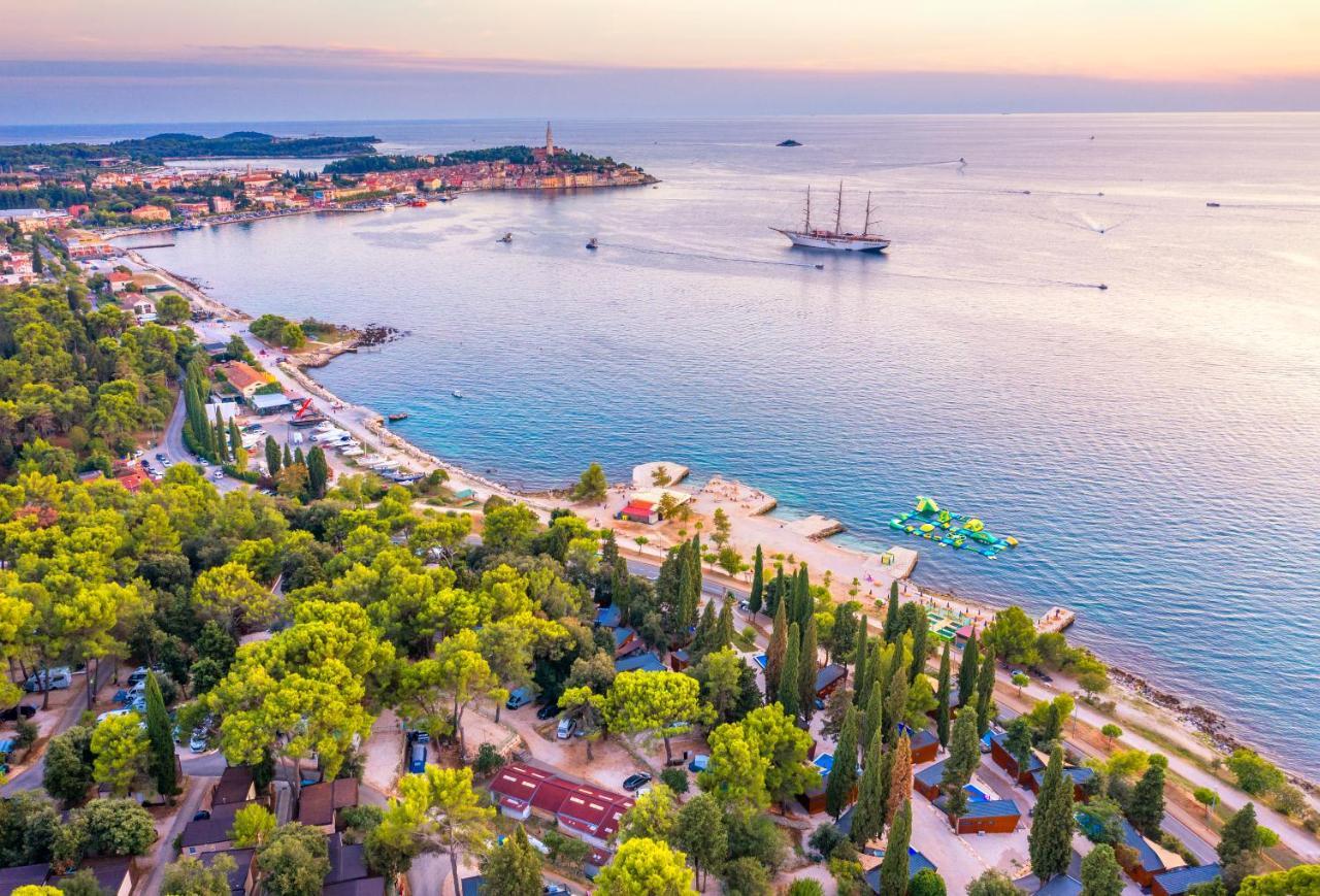 Mobile Homes Azzurro Rovinj Exterior photo